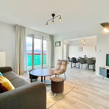 Family Getaway In With Balcony * Colmar