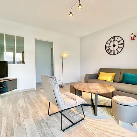 Family Getaway In With Balcony Colmar