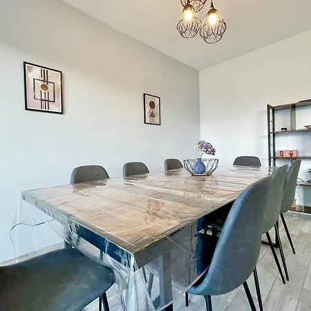 Family Getaway In Colmar With Balcony