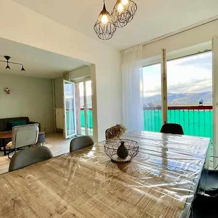 Family Getaway In With Balcony *