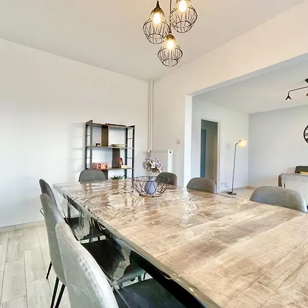 Family Getaway In With Balcony Apartment Colmar