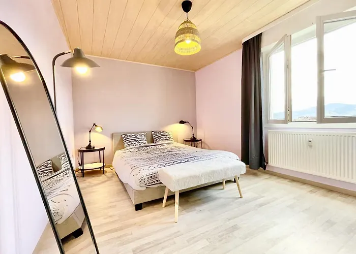 Appartamento Family Getaway In With Balcony *