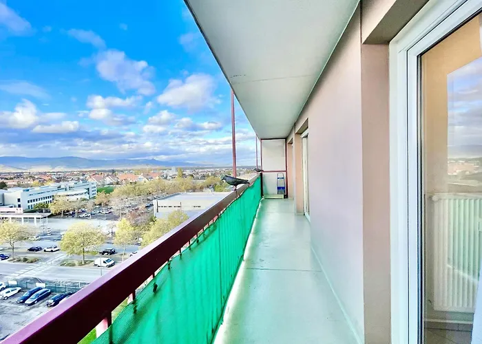 Appartamento Family Getaway In With Balcony *